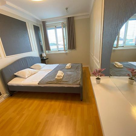 Anzotika Central Apartment, Viena Exterior foto